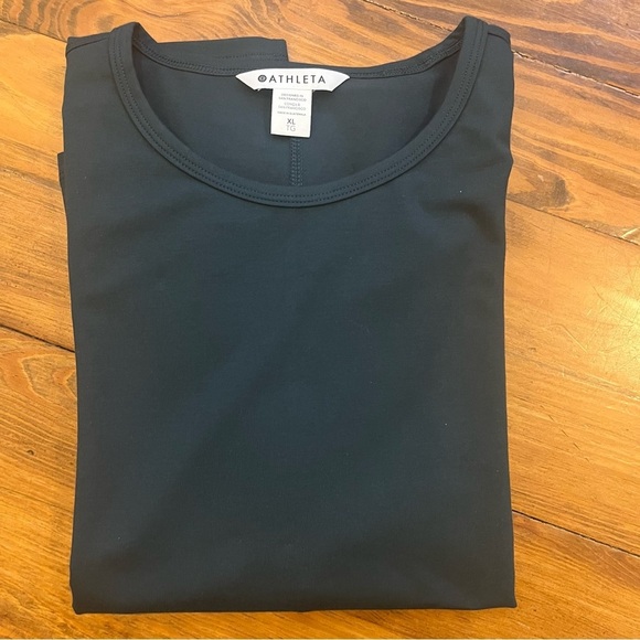 Athleta Women’s NEW Essential Top Long Sleeve Green Cypress XL Lightweight - Picture 11 of 16